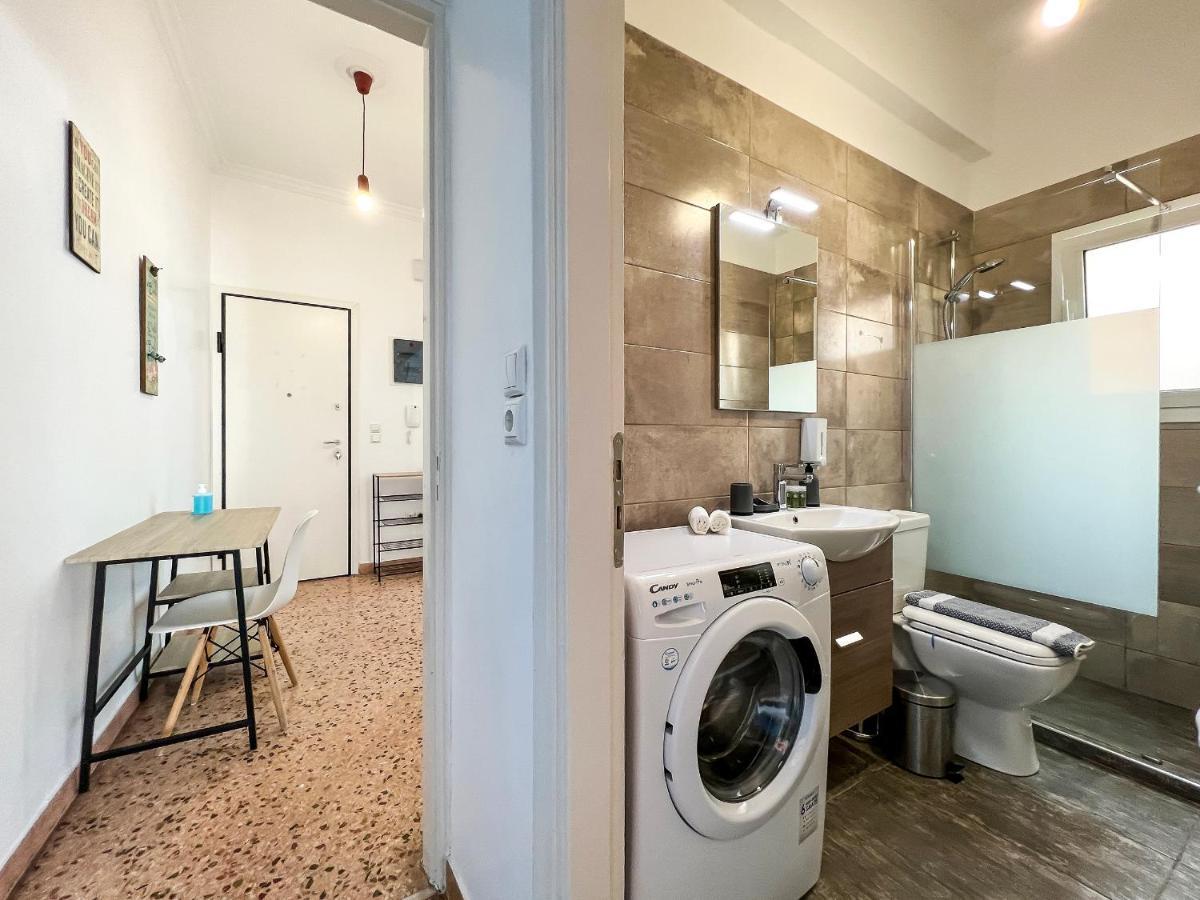 Appartamento Soho Artsy 55Sqm Apt With Acropolis View Atene Esterno foto